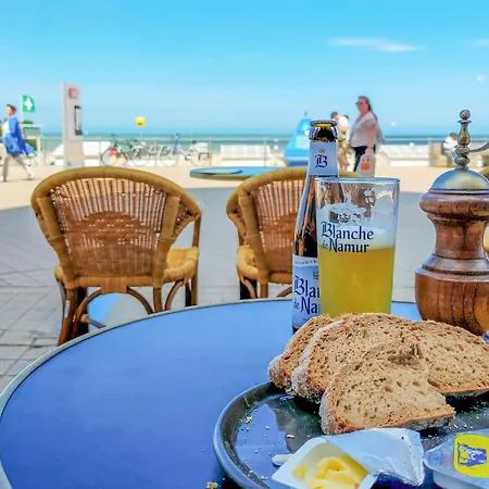 Apartment Awesome In With House Sea View Ostend