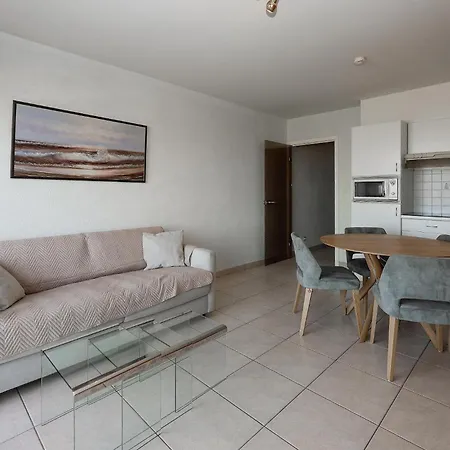Awesome In With House Sea View Apartment Ostend